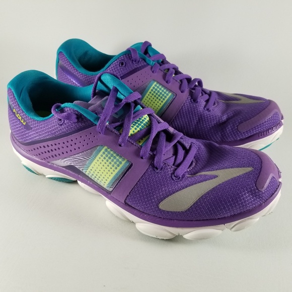 brooks transcend 3 womens black